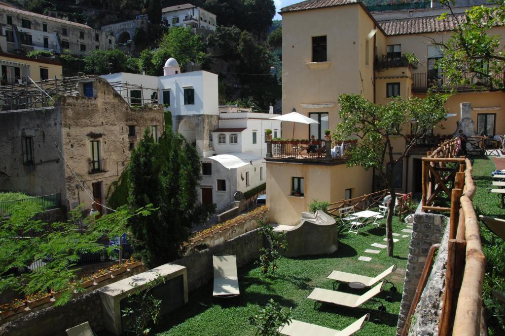 Amalfi Resort Εξωτερικό φωτογραφία